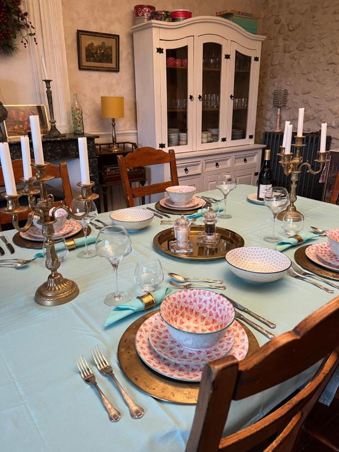 Bed and Breakfast Le Loriot Champagne-et-Fontaine Екстер'єр фото